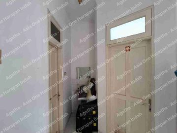 Rumah hook komplek Taman Modern, Cakung, Ujung Menteng Jakarta Timur dijual murah