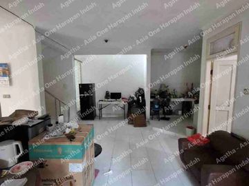 Rumah hook komplek Taman Modern, Cakung, Ujung Menteng Jakarta Timur dijual murah