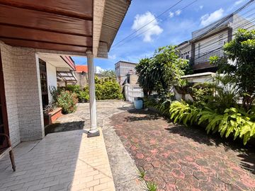 Rumah Klasik di Jakarta Selatan
