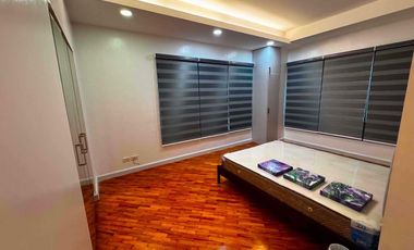 NICE FULLY FURNISHED 3 BEDROOM UNIT IN JOYA NORTH ROCKWELL MAKATI