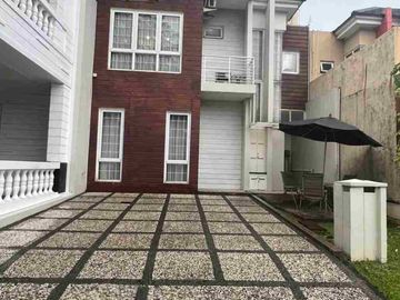 Rumah cluster kota wisata sdh renovasi LT 128 LB 150 siap huni semifurnished