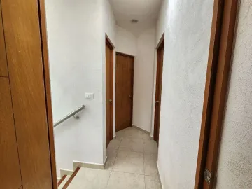 RENTA DE CASA AMUEBLADA, RESIDENCIAL CANTABRIA, SOBRE AV. TLACOTE
