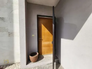 RENTA DE CASA AMUEBLADA, RESIDENCIAL CANTABRIA, SOBRE AV. TLACOTE