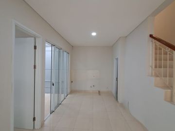 Rumah Cantik Minimalis Vanya Park Cluster Anila BSD City