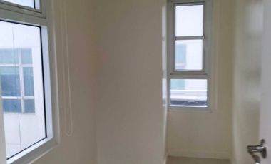 Extra Spacious 2 Bedroom with Parking Condo Unit For Rent in Ayala Business Center Cebu City