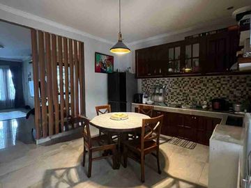 Di Jual Rumah 2 Lantai Siap Huni BSD Nusaloka, Dn