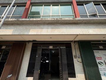Di Sewakan Ruko CBD Palem
