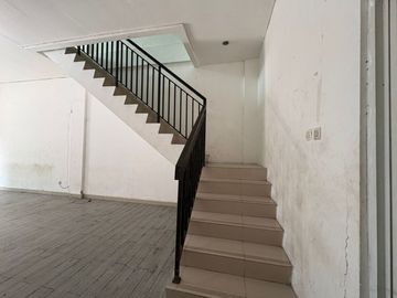 Di Sewakan Ruko CBD Palem