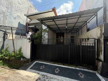 rumah lantai 2 padang sambian