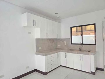 HOUSE AND LOT FORSALE IN KATARUNGAN VILLAGE MUNTINLUPA CITY