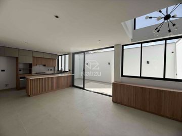 Casa Unifamiliar en Urbanización cerrada para estrenar