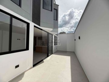 Casa Unifamiliar en Urbanización cerrada para estrenar