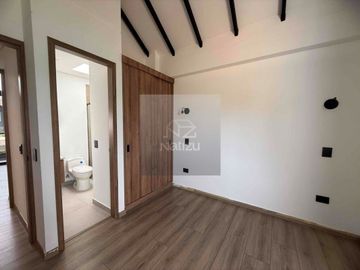 Casa Unifamiliar en Urbanización cerrada para estrenar