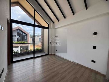 Casa Unifamiliar en Urbanización cerrada para estrenar