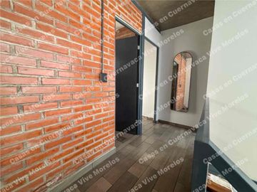 CASA ESTILO INDUSTRIAL MODERNO EN RENTA NORTE DE CUERNA VIG Y RAPIDO ACCESO