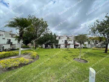 CASA SEMINUEVA EN VENTA O RENTA EN SANTE II XOCHITEPEC VIG Y AMENIDADES