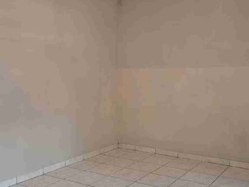 Disewakan Cepat Rumah Kamar 4+1 di Puri Indah Jakarta Barat