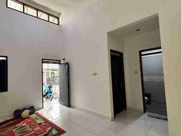 Rumah 1,5 Lantai di Cluster Arcamanik dekat Sekolah Rabbani harga 800 Juta