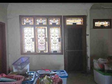 Dijual cepat rumah 2 lantai Dharmahusada mas Surabaya