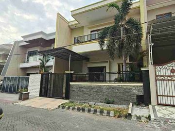 Dijual cepat rumah Lux 2 Lantai Dharmahusada mas Surabaya