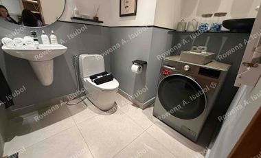 Una Apartment, For Sale Studio unit, walking Distance to DLSU Laguna Campus