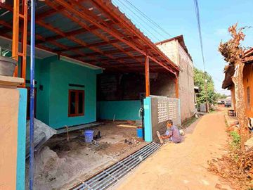 RUMAH KAMPUNG MINIMALIS MURAH MERIAH DI PADURENAN MUSTIKA JAYA BEKASI KOTA