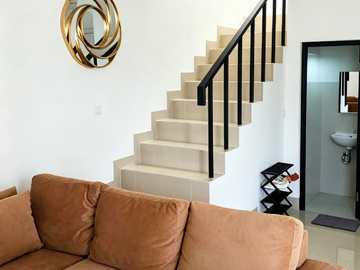 FURNISHED ! LUAS 140 SHILA SAWANGAN DEPOK