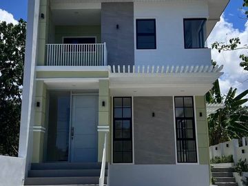 FOR SALE | 2-Storey House And Lot in Metropolis Subdivision 2, Pulangbato, Cebu City, Lot Area 132 SQM