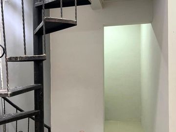 Rumah komplek siap huni jln Cendrawasih cipayung ciputat