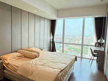 U Residence 2 bedroom tower 3 city view