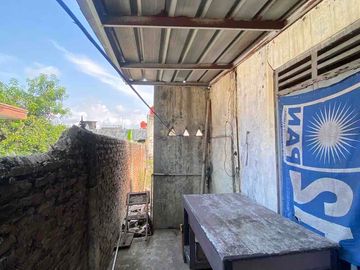 Rumah pinggir jalan Gebang cocok untuk gudang