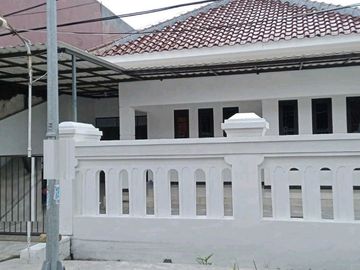 RON.A2550 RUMAH TENGGILIS MEJOYO SELATAN SURABAYA AREA NYAMAN SIAP HUNI
