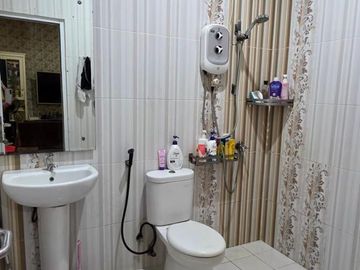 DIJUAL RUMAH 2.5 LANTAI SIAP HUNI JAKARTA UTARA