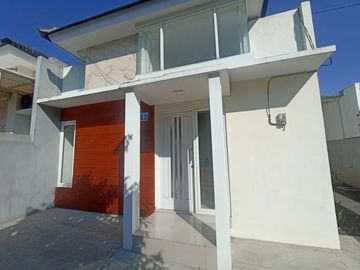 Disewakan Rumah Baru Gress di Tlogomas, Kota Malang