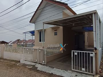 Dijual Rumah Minimalis Terawat Potensi Income Siap Huni Lingkungan Nyaman Lokasi Dekat Pusat Kota dan Kampus di Villa Bukit Tidar