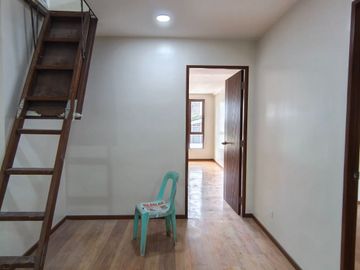 On-going 4 Storey Townhouse Units Located in Laging Handa Quezon City Preselling-JV2