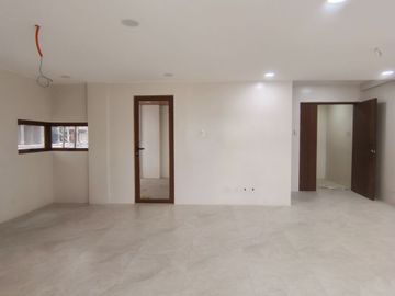 On-going 4 Storey Townhouse Units Located in Laging Handa Quezon City Preselling-JV2