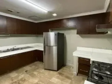 FOR LEASE - Semi-furnished unit with balcony in The Alexandra Condominium, Ortigas Center, Brgy. San Antonio, Pasig City