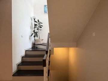 DIJUAL RUMAH 3 LANTAI DE MANSION ALAM SUTERA - FULL FURNISHED