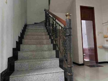 JUAL / SEWA : GRAHA FAMILY SURABAYA