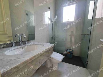 Jual Rumah Baru Mewah Minimalis Satelit indah, Sukomanunggal