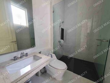 Jual Rumah Baru Mewah Minimalis Satelit indah, Sukomanunggal