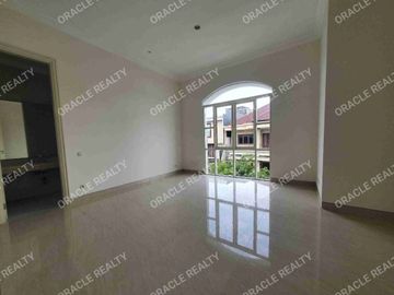 Jual Rumah Baru Mewah Minimalis Satelit indah, Sukomanunggal