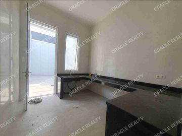 Jual Rumah Baru Mewah Minimalis Satelit Indah, Sukomanunggal