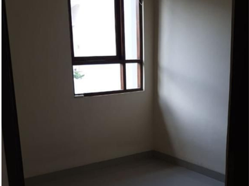 Dijual Rumah Ciganitri - Komplek Spring Garden, Bandung