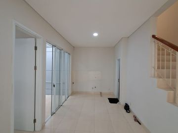 Dijual Cepat Rumah Minimalis Bagus Siap Huni Cluster Anila Vanya Park Bsd City