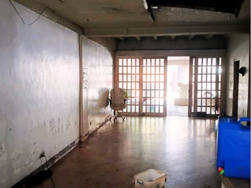 HOUSE AND LOT FOR SALE in Quezon City