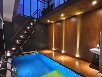 Akses Kilat Tol Pasteur! Rumah Modern Cantik dengan Private Pool dalam Komplek Eksklusif