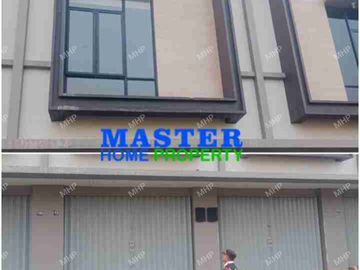 Ruko 2 Lantai Siap huni Disewakan Harga nego