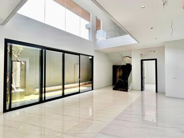 Premium Rumah Gress Minimalis 3 Lt Citraland Depan Dekat Pakuwon